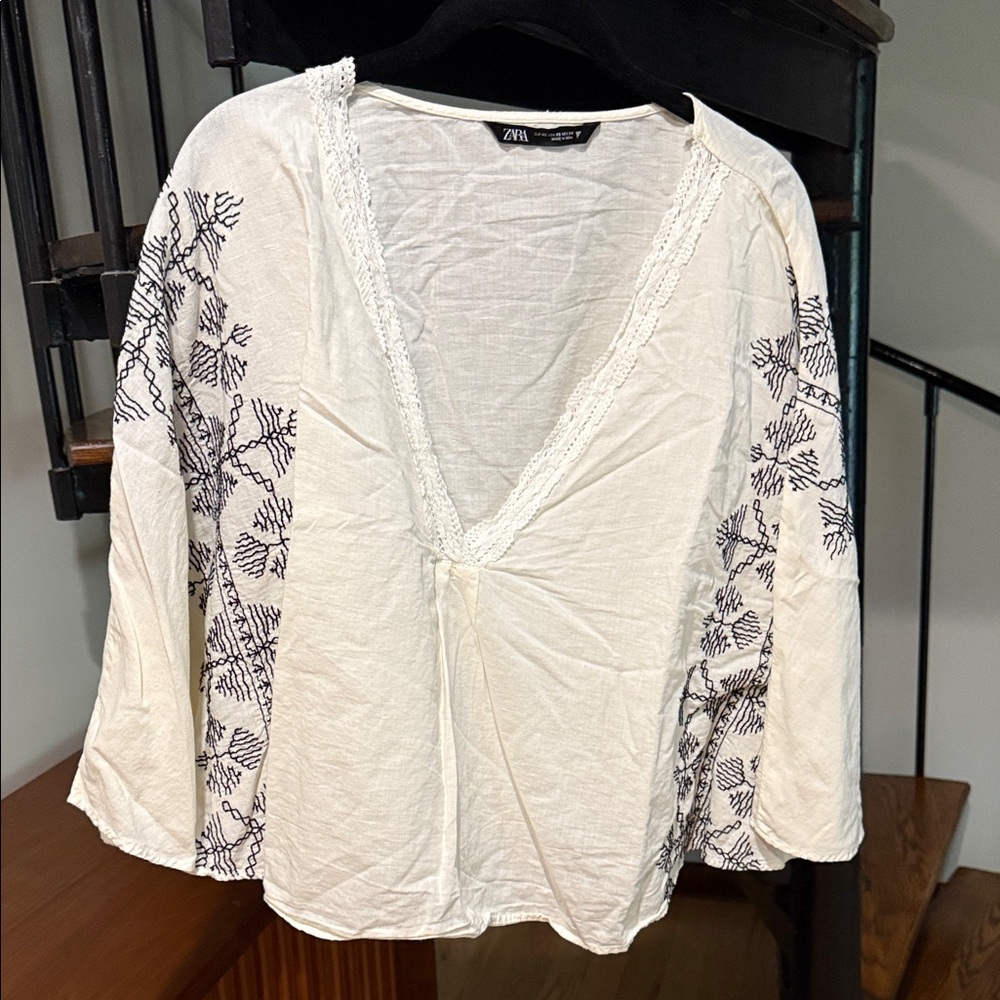 Zara Cream and Black Embroidered Blouse